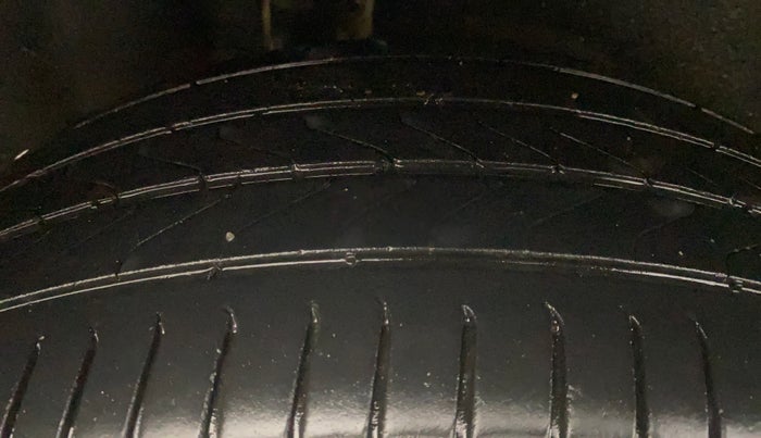 2018 Ford Ecosport TREND + 1.5L PETROL AT, Petrol, Automatic, 74,131 km, Right Rear Tyre Tread