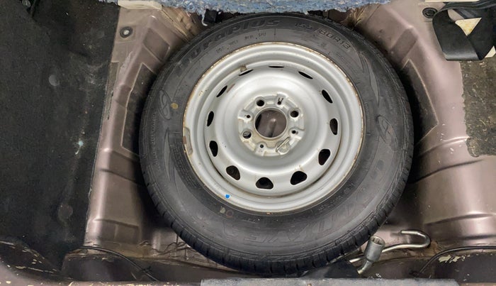 2018 Tata Tiago XT PETROL, Petrol, Manual, 1,26,991 km, Spare Tyre