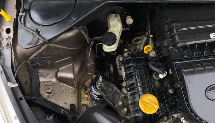 2018 Tata Tiago XT PETROL, Petrol, Manual, 1,26,991 km, Engine View - Right