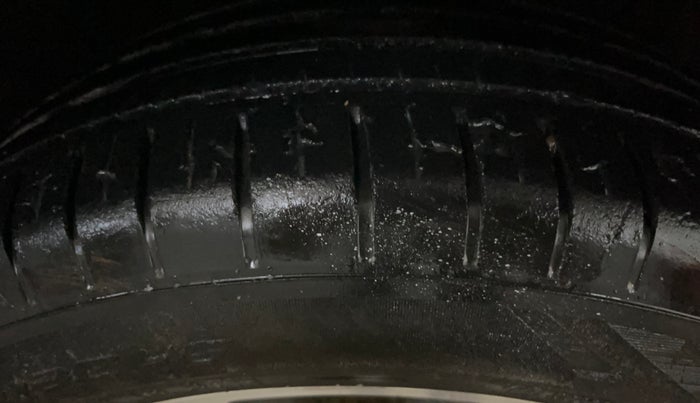 2015 Hyundai Elite i20 ASTA 1.2 (O), Petrol, Manual, 76,959 km, Right Front Tyre Tread