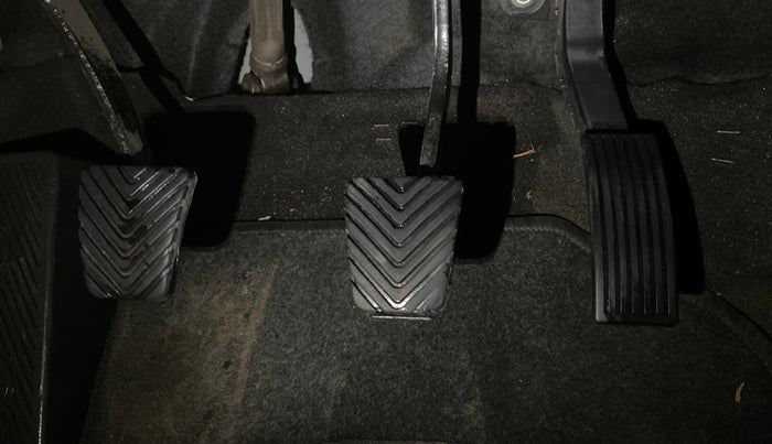 2014 Hyundai Verna FLUIDIC 1.4 VTVT CX, Petrol, Manual, 63,867 km, Pedals