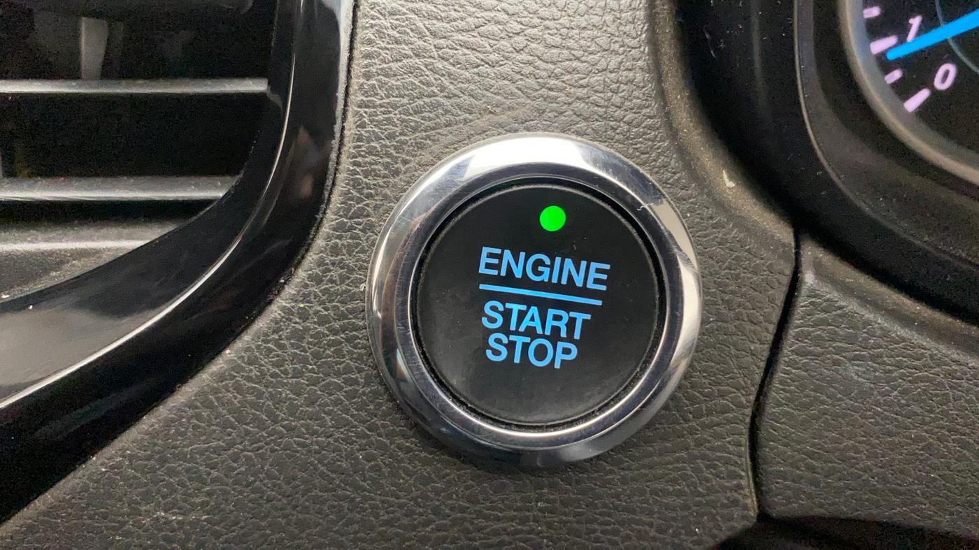 2021 Ford New Figo TITANIUM PLUS 1.2 PETROL AT, Petrol, Automatic, 39,283 km, Keyless Start/ Stop Button