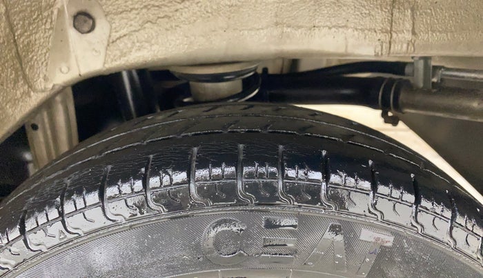 2019 Maruti Alto 800 LXI, Petrol, Manual, 28,057 km, Left Rear Tyre Tread