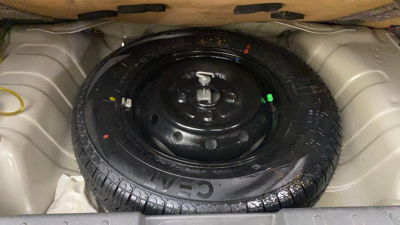 2019 Maruti Alto 800 LXI, Petrol, Manual, 28,057 km, Spare Tyre