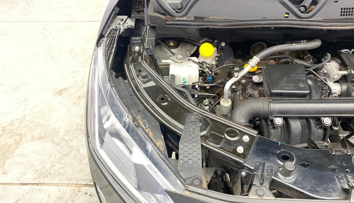 2025 Nissan MAGNITE Visia EZ-Shift, Petrol, Automatic, 6,308 km, Engine View - Right