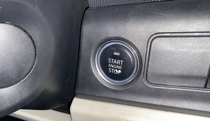 2021 Tata ALTROZ XZ PETROL, Petrol, Manual, 8,394 km, Keyless Start/ Stop Button