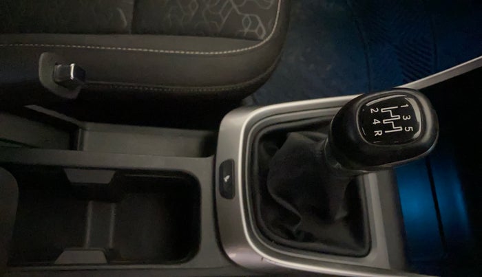 2021 Tata ALTROZ XZ PETROL, Petrol, Manual, 8,394 km, Gear Lever