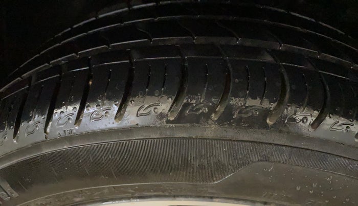 2021 Tata ALTROZ XZ PETROL, Petrol, Manual, 8,394 km, Right Rear Tyre Tread