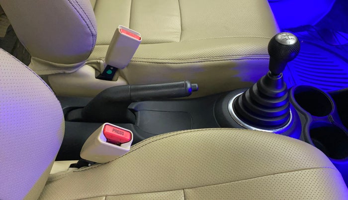 2012 Honda Brio S(O) MT, Petrol, Manual, 54,877 km, Gear Lever