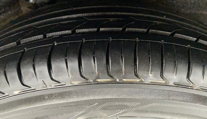 2012 Hyundai i10 SPORTZ 1.2 AT KAPPA2, Petrol, Automatic, 31,618 km, Left Rear Tyre Tread