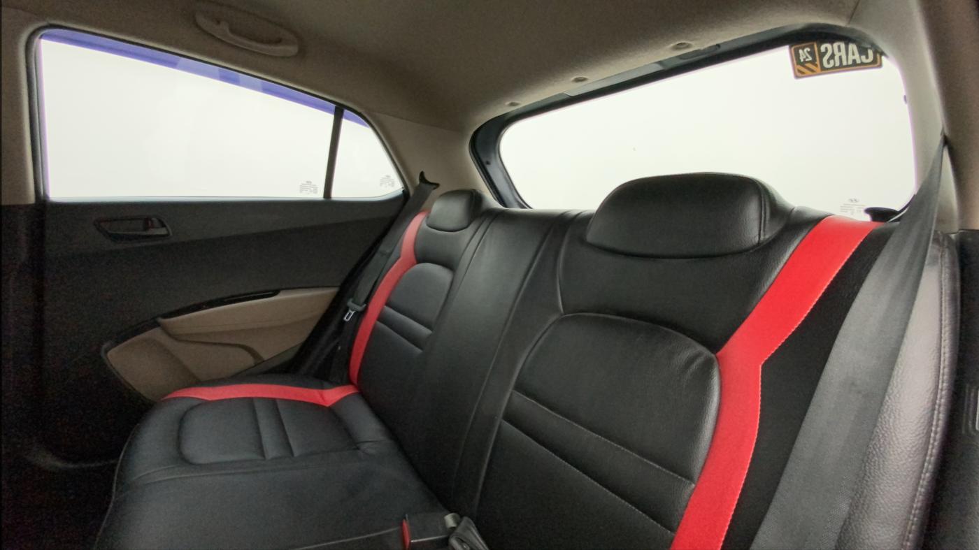 2015 Hyundai Grand i10 MAGNA 1.2 KAPPA VTVT, Petrol, Manual, 44,336 km, Right Side Rear Door Cabin