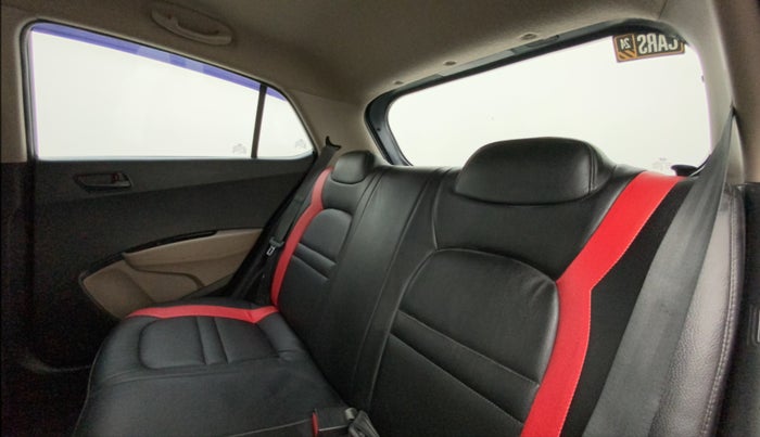 2015 Hyundai Grand i10 MAGNA 1.2 KAPPA VTVT, Petrol, Manual, 44,336 km, Right Side Rear Door Cabin