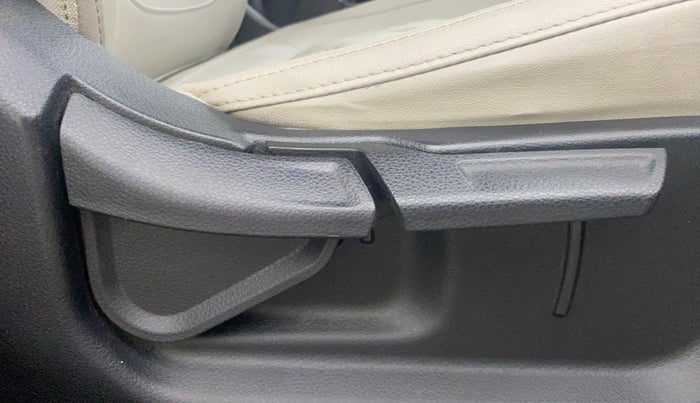 2020 KIA SELTOS HTX 1.5 DIESEL, Diesel, Manual, 95,645 km, Driver Side Adjustment Panel