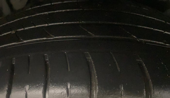 2020 KIA SELTOS HTX 1.5 DIESEL, Diesel, Manual, 95,645 km, Right Rear Tyre Tread