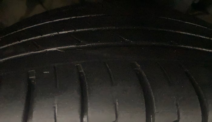 2020 KIA SELTOS HTX 1.5 DIESEL, Diesel, Manual, 95,645 km, Left Front Tyre Tread