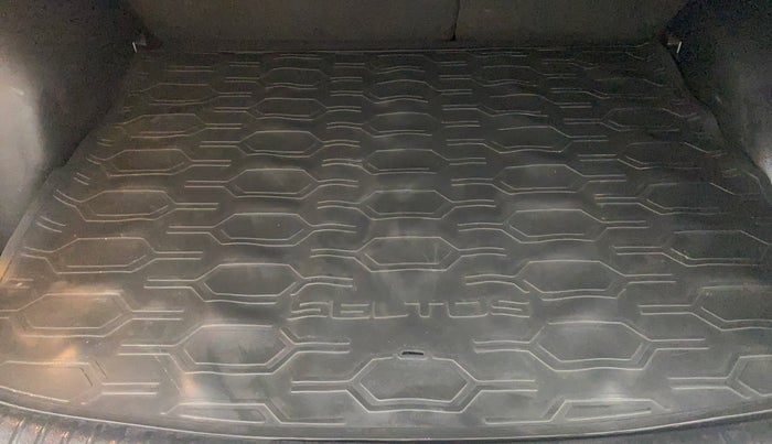 2020 KIA SELTOS HTX 1.5 DIESEL, Diesel, Manual, 95,645 km, Boot Inside