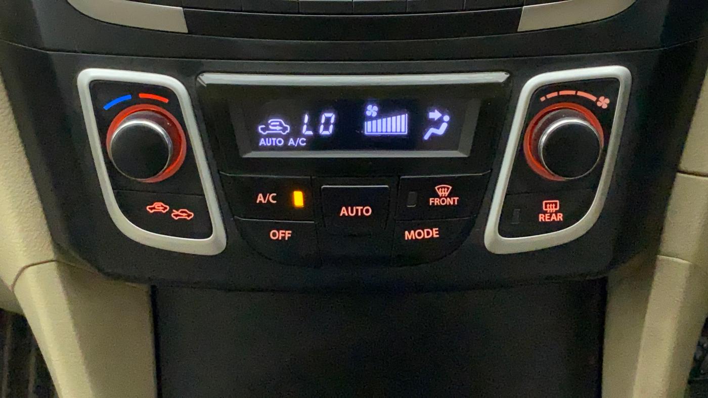 2017 Maruti Ciaz DELTA 1.4 MT PETROL, Petrol, Manual, 48,812 km, Automatic Climate Control