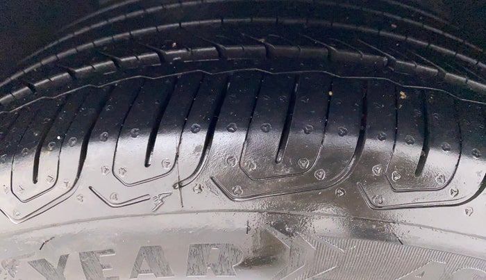 2012 BMW 5 Series 520D 2.0, Diesel, Automatic, 79,696 km, Right Front Tyre Tread