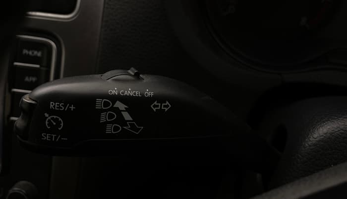 2017 Volkswagen Polo HIGHLINE PLUS 1.2(16 ALLOY, Petrol, Manual, 64,987 km, Adaptive Cruise Control