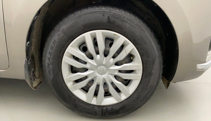 2017 Maruti Dzire VDI, Diesel, Manual, 70,922 km, Right Front Wheel