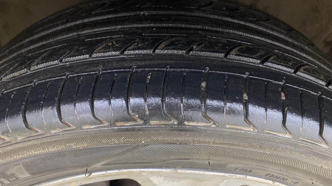 2017 Hyundai i20 Active 1.2 BASE, Petrol, Manual, 63,684 km, Left Front Tyre Tread