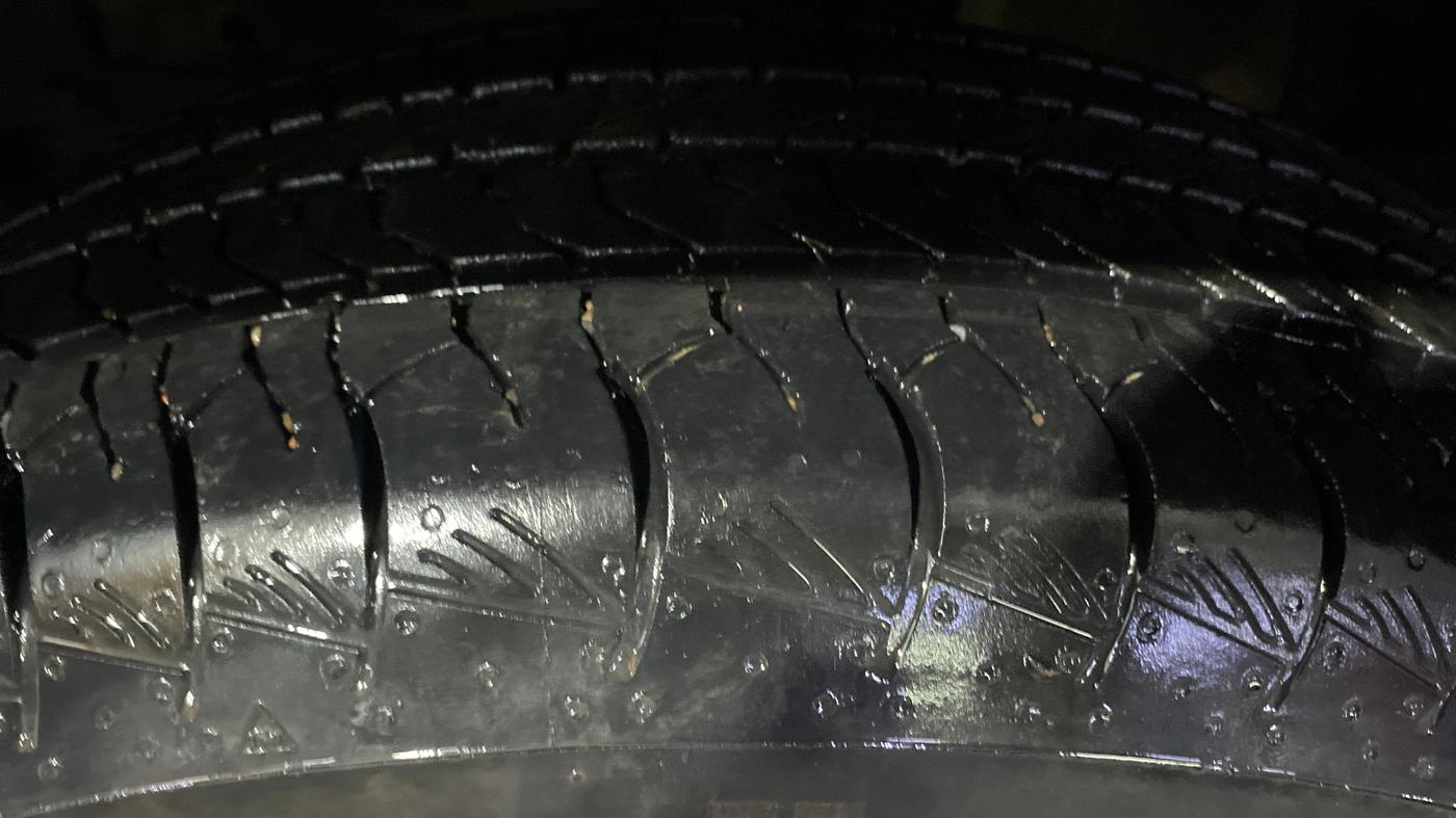 2023 Toyota URBAN CRUISER HYRYDER G AT NEO DRIVE, Petrol, Automatic, 42,858 km, Left Front Tyre Tread