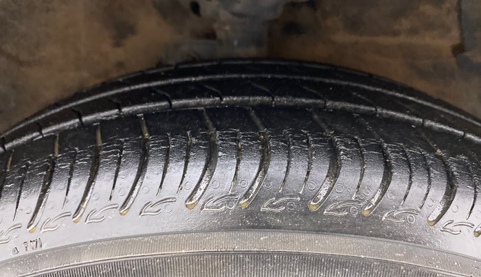 2017 Maruti Celerio ZXI AMT, Petrol, Automatic, 84,195 km, Right Front Tyre Tread