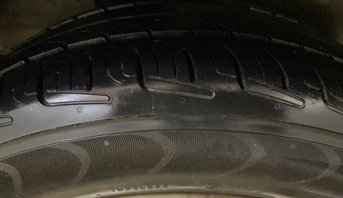 2014 Honda City 1.5L I-VTEC V MT, Petrol, Manual, 52,786 km, Right Rear Tyre Tread