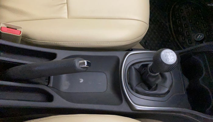 2014 Honda City 1.5L I-VTEC V MT, Petrol, Manual, 52,786 km, Gear Lever