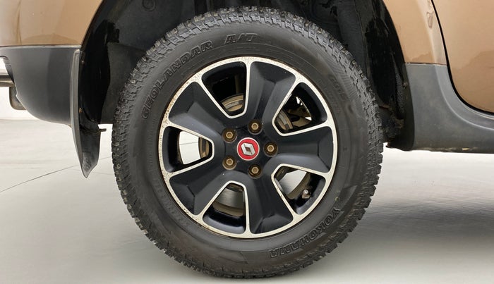 2016 Renault Duster RXS 85 PS, Diesel, Manual, 56,147 km, Right Rear Wheel