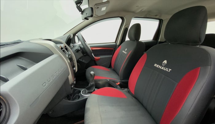 2016 Renault Duster RXS 85 PS, Diesel, Manual, 56,147 km, Right Side Front Door Cabin