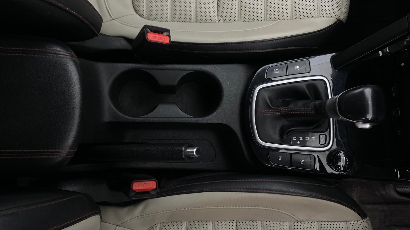2020 KIA SELTOS GTX PLUS AT 1.5 DIESEL, Diesel, Automatic, 84,190 km, Gear Lever