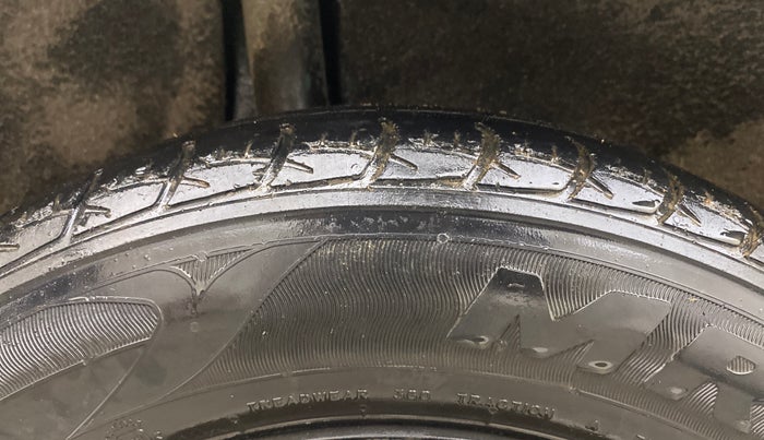 2017 Maruti Baleno DELTA PETROL 1.2, Petrol, Manual, 82,944 km, Right Rear Tyre Tread