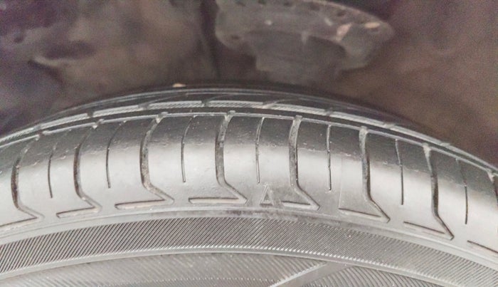 2014 Hyundai i20 ASTA 1.2, Petrol, Manual, 72,269 km, Left Front Tyre Tread