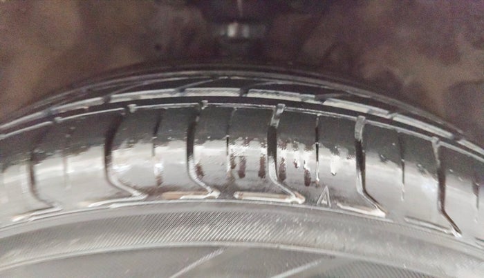 2014 Hyundai i20 ASTA 1.2, Petrol, Manual, 72,269 km, Right Front Tyre Tread