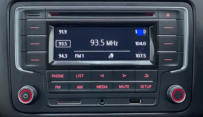 2019 Volkswagen Polo COMFORTLINE 1.0 PETROL, Petrol, Manual, 14,370 km, Infotainment System