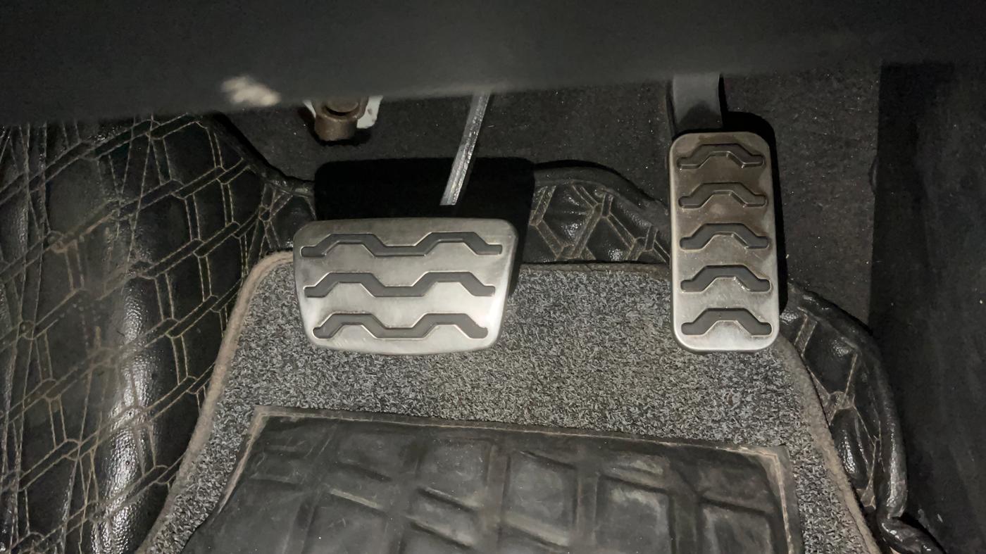 2019 KIA SELTOS GTX AT 1.4 PETROL DUAL TONE, Petrol, Automatic, 99,072 km, Pedals