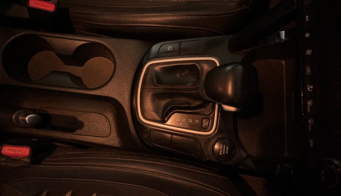 2019 KIA SELTOS GTX AT 1.4 PETROL DUAL TONE, Petrol, Automatic, 99,072 km, Gear Lever