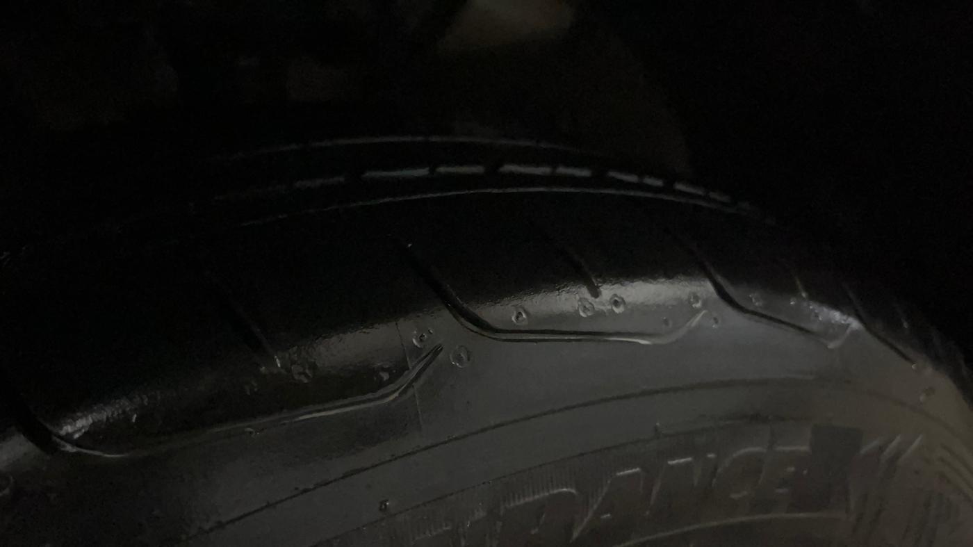 2019 KIA SELTOS GTX AT 1.4 PETROL DUAL TONE, Petrol, Automatic, 99,072 km, Left Front Tyre Tread