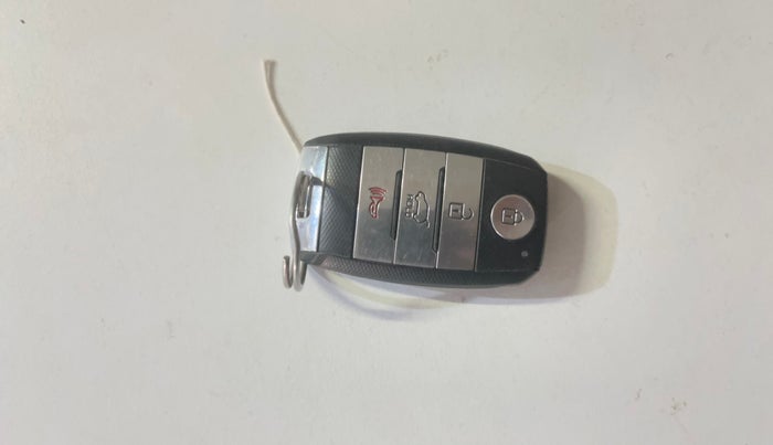 2019 KIA SELTOS GTX AT 1.4 PETROL DUAL TONE, Petrol, Automatic, 99,072 km, Key Close Up