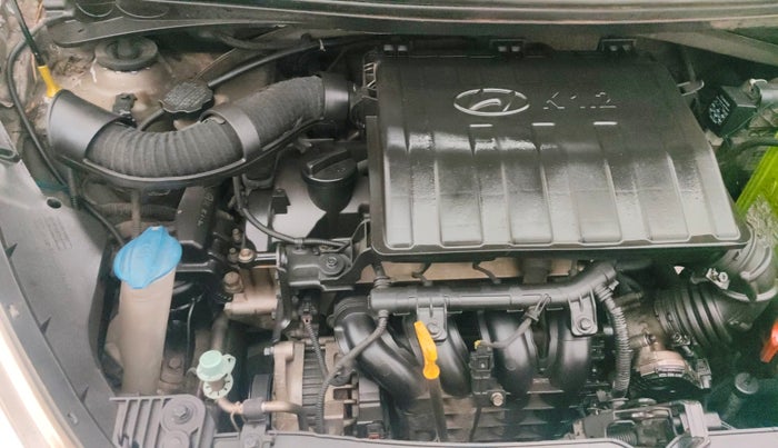 2013 Hyundai Grand i10 SPORTZ AT 1.2 KAPPA VTVT, Petrol, Automatic, 74,592 km, Engine View - Right