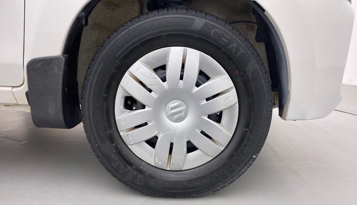2020 Maruti Alto LXI, Petrol, Manual, 40,668 km, Right Front Wheel