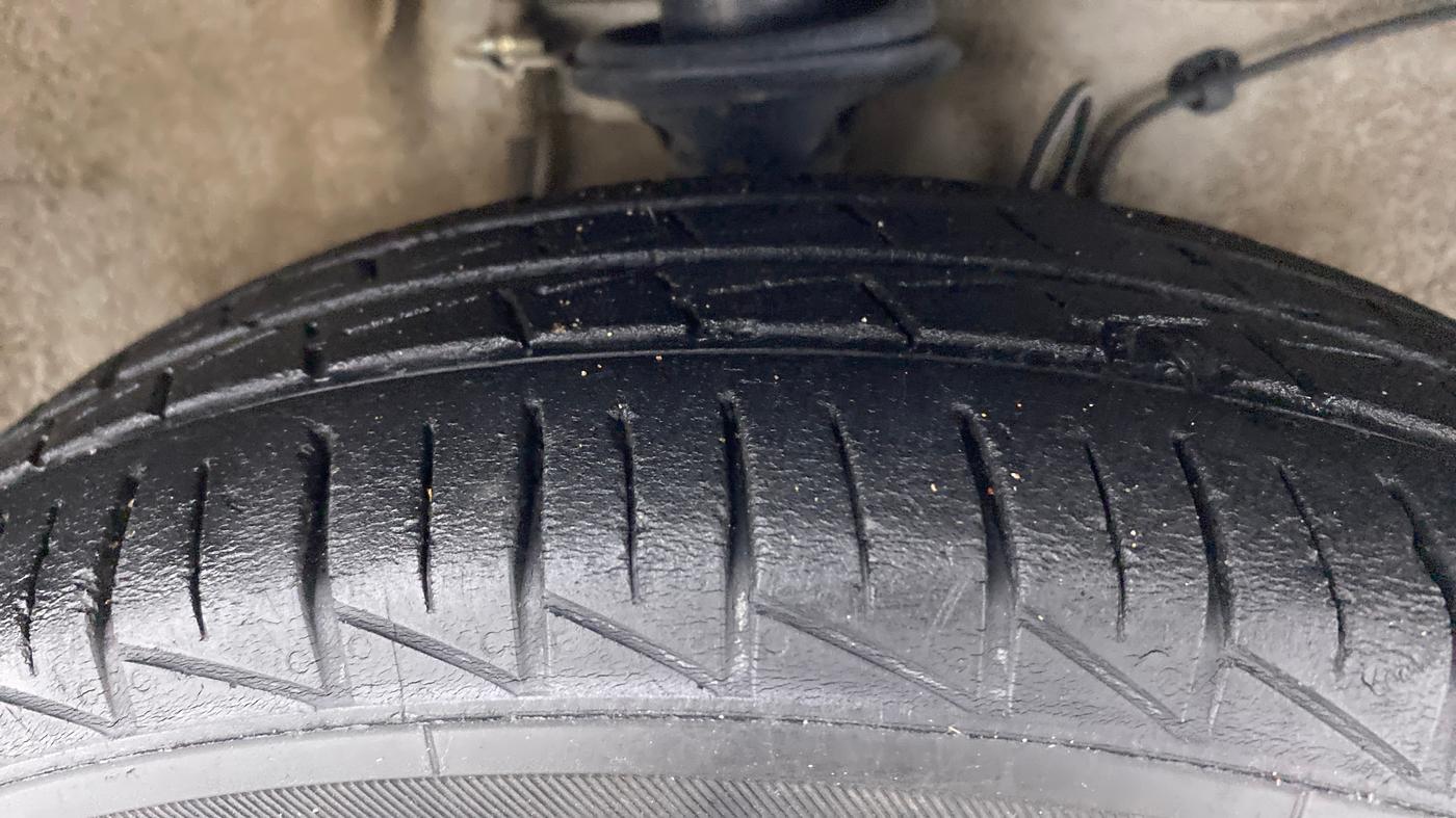 2020 Maruti Alto LXI, Petrol, Manual, 40,668 km, Right Front Tyre Tread