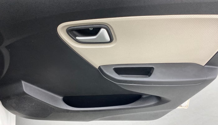 2020 Maruti Alto LXI, Petrol, Manual, 40,668 km, Driver Side Door Panels Control
