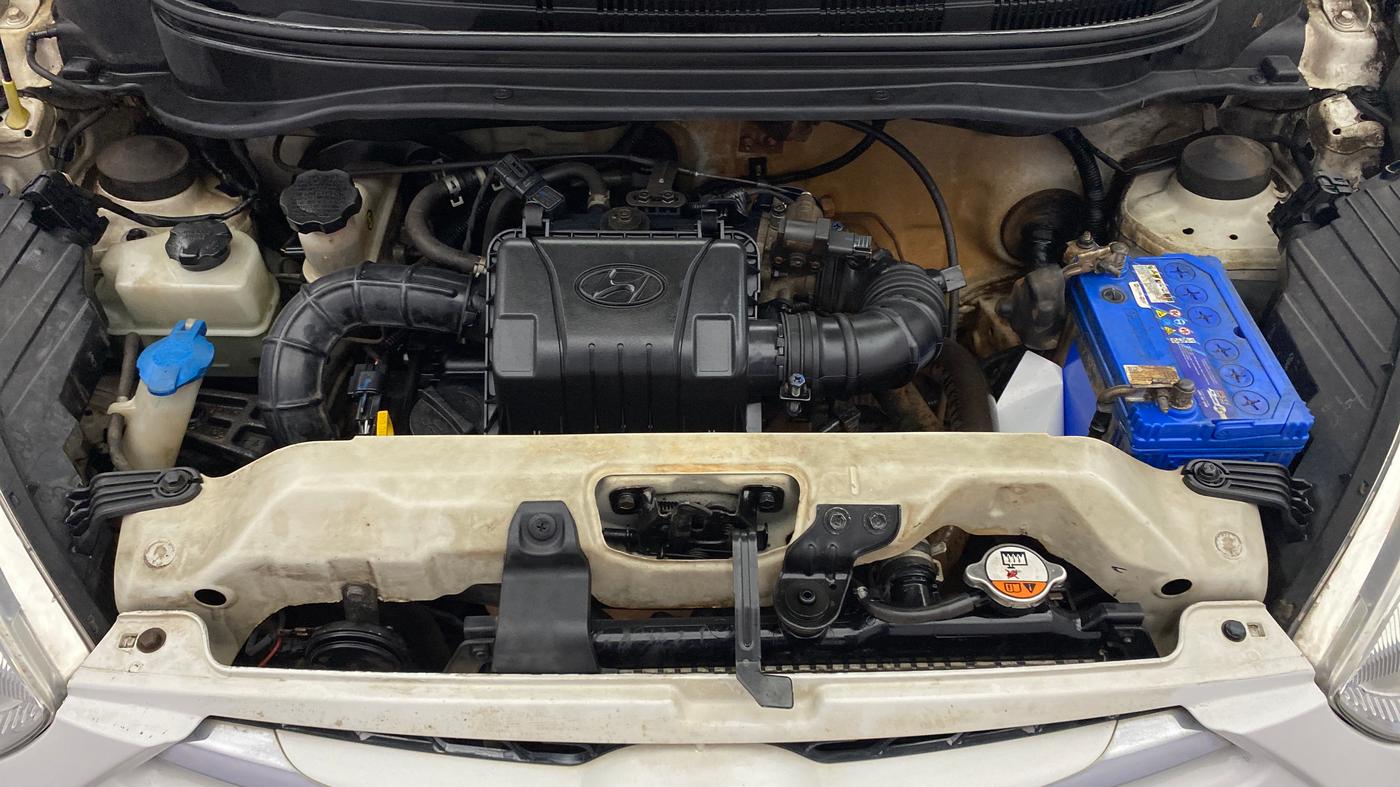 2018 Hyundai Eon ERA +, Petrol, Manual, 73,711 km, Engine View