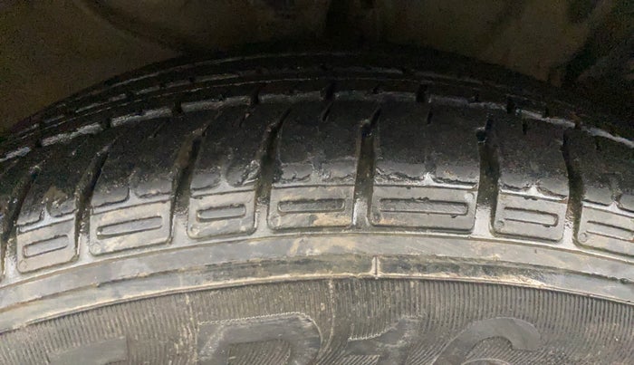 2017 Hyundai Creta SX PLUS 1.6 DIESEL, Diesel, Manual, 64,079 km, Right Front Tyre Tread