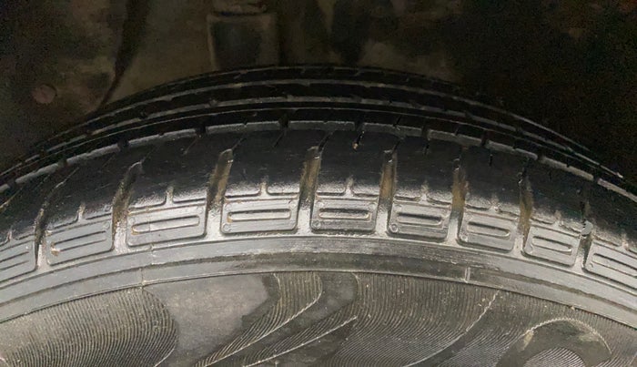 2017 Hyundai Creta SX PLUS 1.6 DIESEL, Diesel, Manual, 64,079 km, Right Rear Tyre Tread