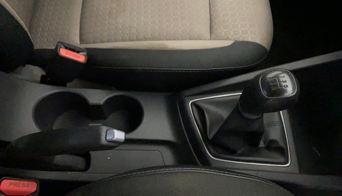 2017 Hyundai Elite i20 SPORTZ 1.2, Petrol, Manual, 95,712 km, Gear Lever