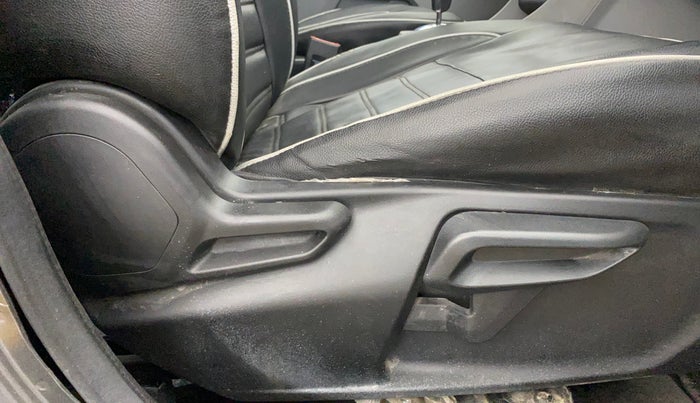 2020 Tata Tiago XZA PLUS PETROL, Petrol, Automatic, 66,067 km, Driver Side Adjustment Panel