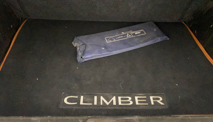 2020 Renault Kwid CLIMBER 1.0 AMT (O), Petrol, Automatic, 40,442 km, Boot Inside